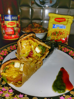 A picture of Maggi Roll.
