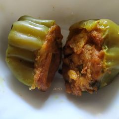 A picture of Stuffed capsicum.