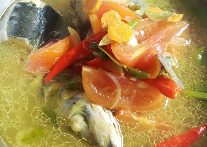 Resep Ikan Masak Kuah Asam yang Enak Banget