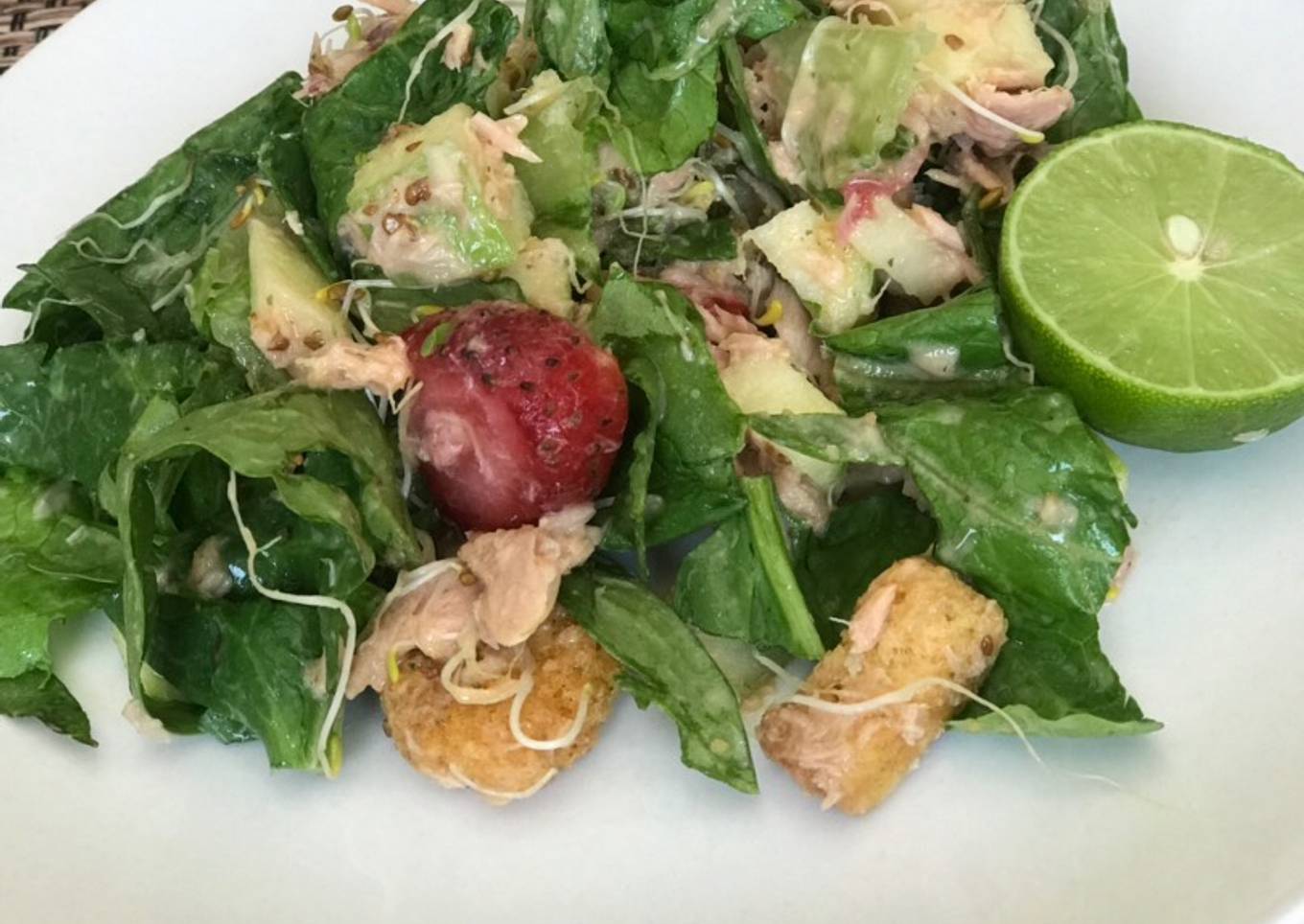 Ensalada de atún con frutas🥗