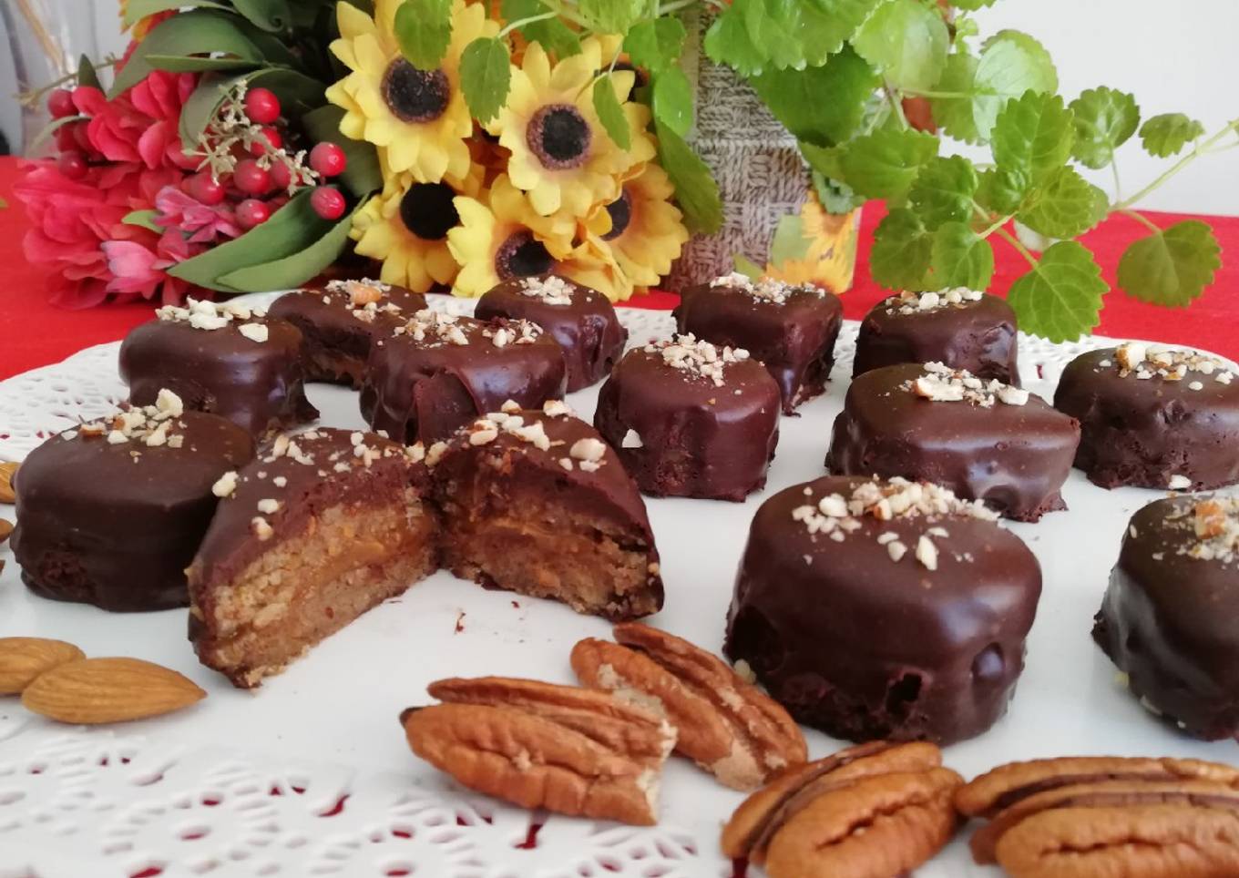 Alfajores artesanales de mazapán nuez almendra rellenos de manja