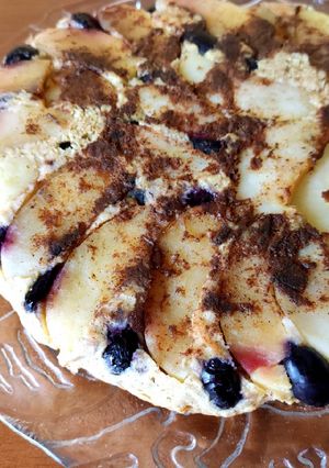 Una foto de Tarta de manzana invertida 🍰🍎
