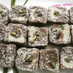 A picture of Milk powder and coco powder barfi.