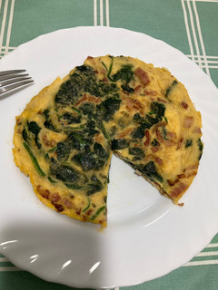 Una foto de Tortilla de espinacas y bacon