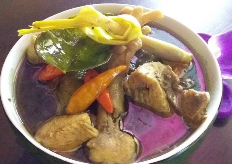 Rawon kepala..ceker ayam