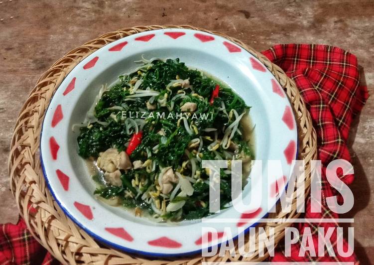 Bagaimana Membuat Tumis daun pakis paku saos tiram yang Lezat Sekali