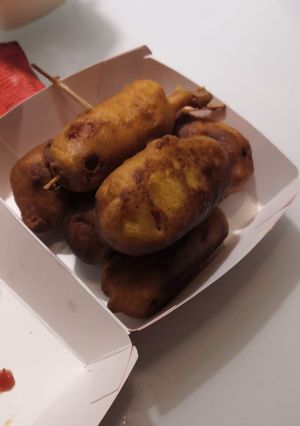 Una foto de Corndogs