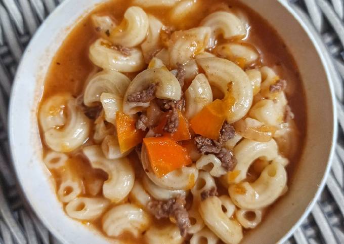 551. Bolognaise Macaroni Soup