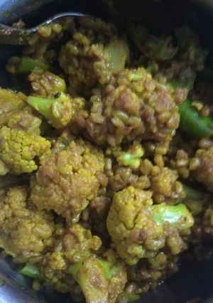 गोभी मेथी दाना का इंस्टेंट अचार (Gobhi methi dana ka instant achar recipe in Hindi) रेसिपी मुख्य फोटो