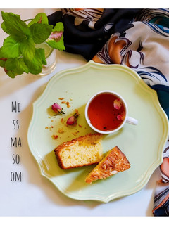 عکسی از دستور کیک ماست نارگیلی