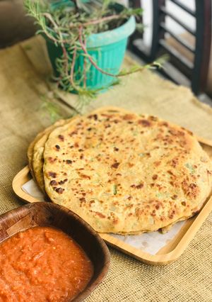 A picture of Besan ki Roti.