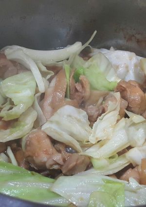 Hình của món Gà xào bắp cải phô mai.