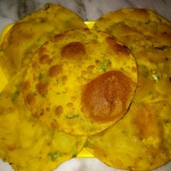 A picture of Missi puri recepie.
