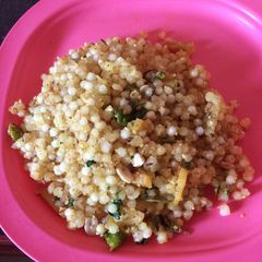 A picture of Sabudana Khichdi/ Upavas Ki Falhari Khichdi/ Sago Upma.