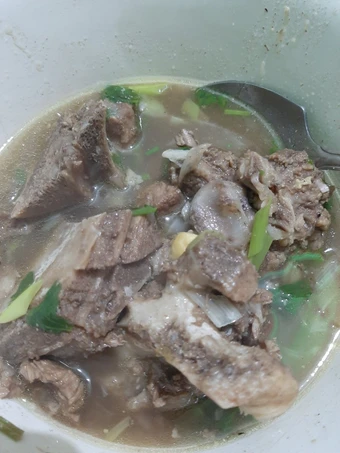 Cara Gampang Menyiapkan Resep Sop tulang sapi yang Bikin Ngiler Anti Ribet, Uenak Banget