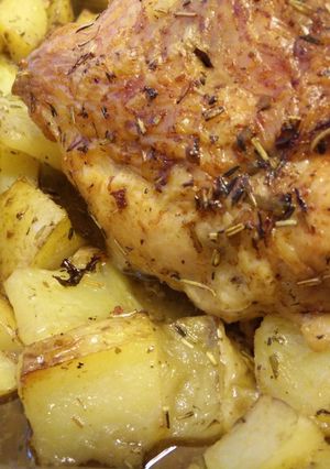 Una foto de Pollo al horno con especias