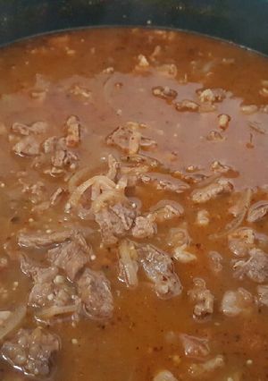 A picture of Steak with Tomato Sauce.