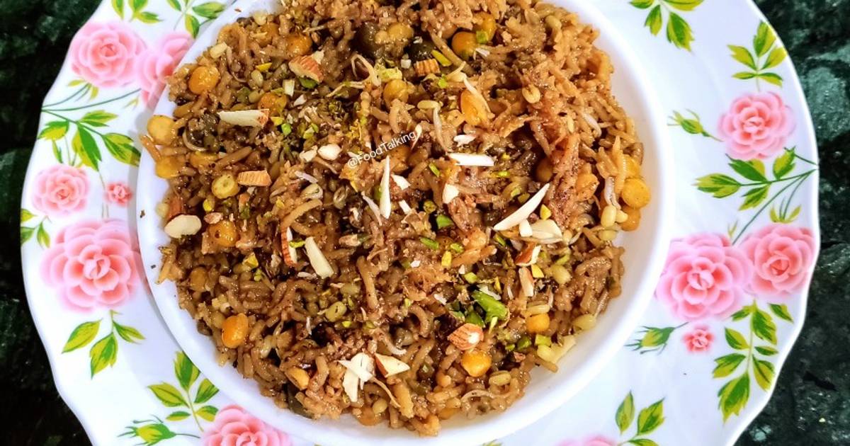 Jaggery Khichdi With Sprouts Recipe by Dr. Madhumita Mishra Cookpad