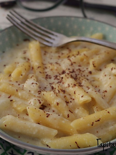 Una foto de Macarrones con chocolate