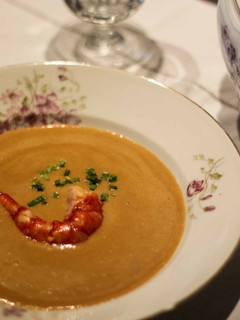 Una foto de Crema de carabineros y gamba roja