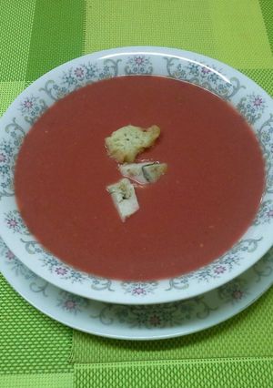 Una foto de Crema de remolacha