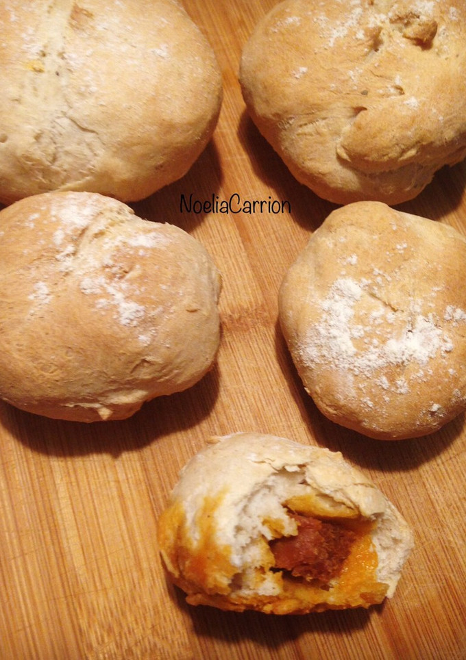 Una foto de Pan preñao de chorizo ibérico 🥖