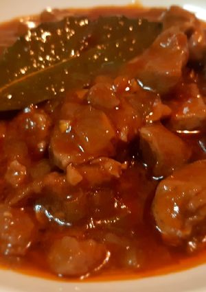 Una foto de Carne con tomate