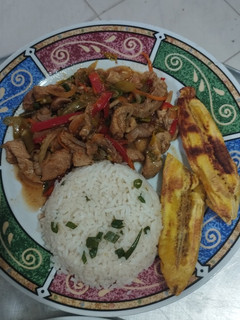 Una foto de Cerdo en fajitas en salsa agridulce