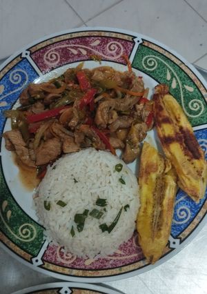Una foto de Cerdo en fajitas en salsa agridulce