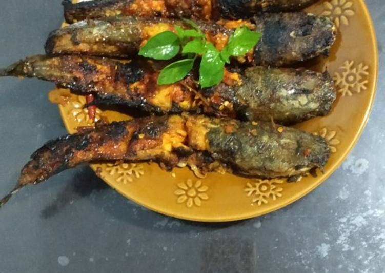 Lele bakar mendadak