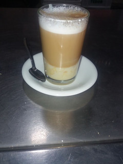 Una foto de "Leche y leche" 100% canario