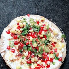 A picture of Dahi papdi.
