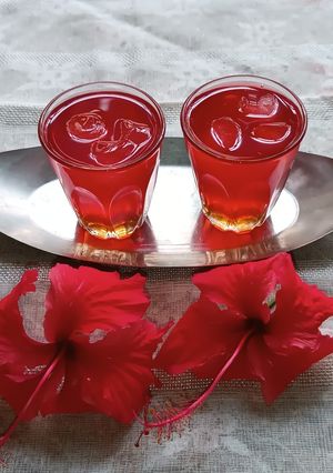 A picture of Hibiscus and Honey Lemon Tea.