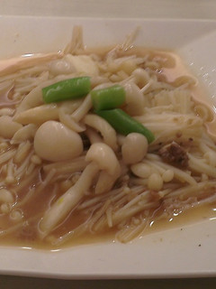 [好菇多多]燴炒雙菇 的食譜成品照片