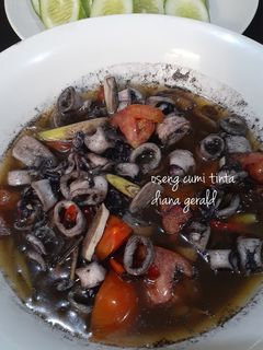 Foto resep Oseng cumi tinta