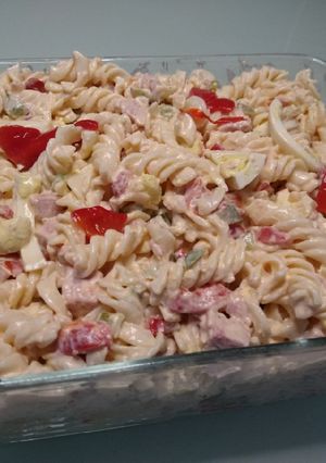 Una foto de Ensalada de pasta puertorriqueña a lo Guabino's