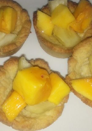 A picture of Fruit tart.