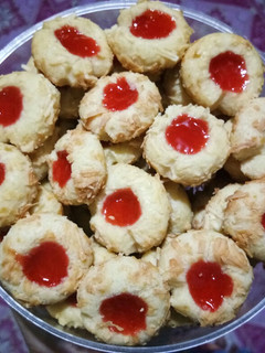 Foto resep Strawberry Thumbprint Cookies 🍓