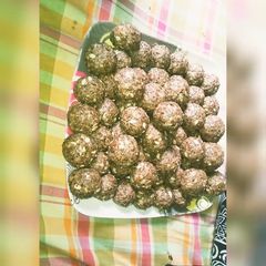 A picture of High Protien laddoos 🥯🍩🍪.