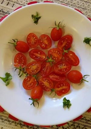 A picture of Simple Tomato Salad.