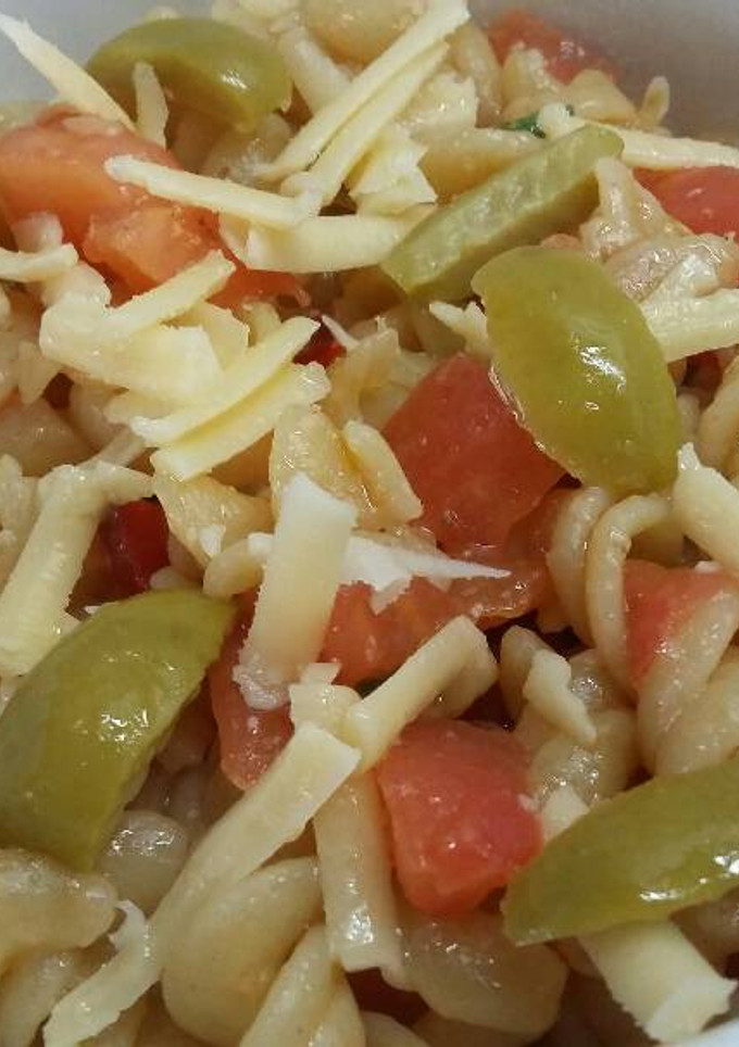 Una foto de Fideos con salsa express o ensalada de pasta