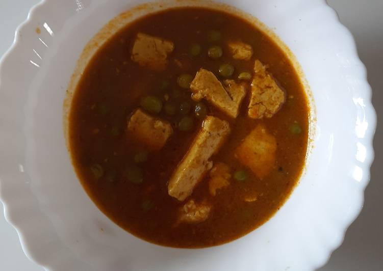 Matar paneer