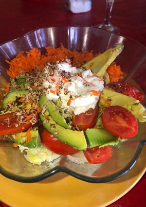 Una foto de Ensalada súper saludable😋