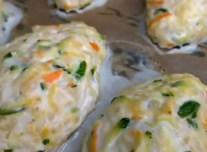 Фото Куриные котлетки с овощами.