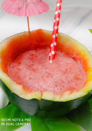 A picture of Watermelon Lemonade.