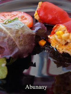 Una foto de Pimientos del piquillo relleno de pollo