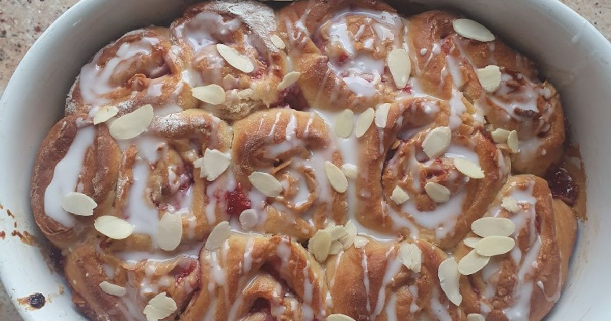 Hefeschnecken Mit Himbeer Marzipan Füllung Rezept von kathosaurus - Cookpad Hefeschnecken Mit Himbeer Marzipan Füllung Rezept von kathosaurus - Cookpad