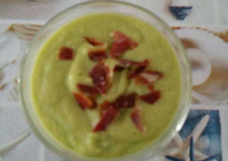 Gazpacho de aguacate