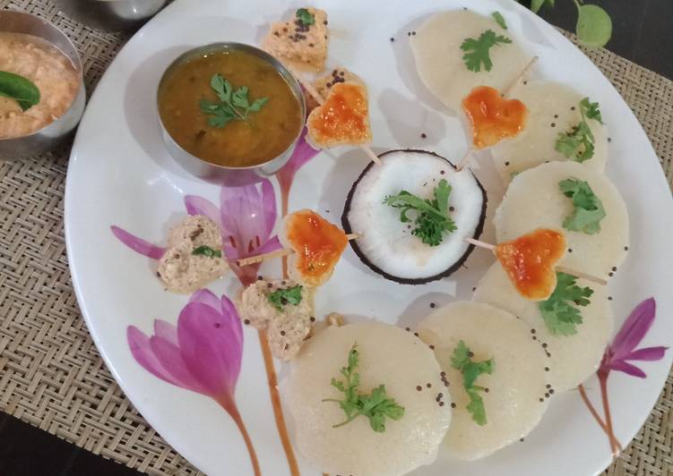 Recipe of Perfect Steamed Rava(Suji) Idli(instant)