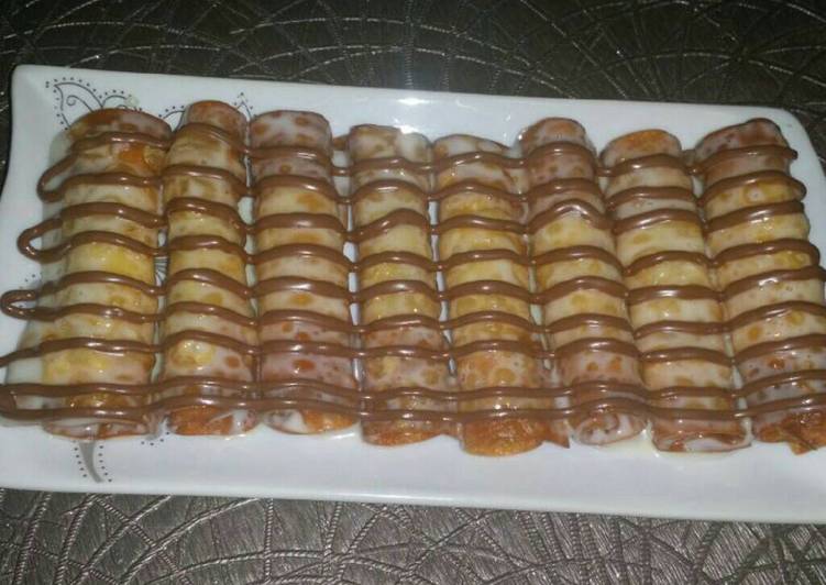 سمبوسة رول بالبسكويت